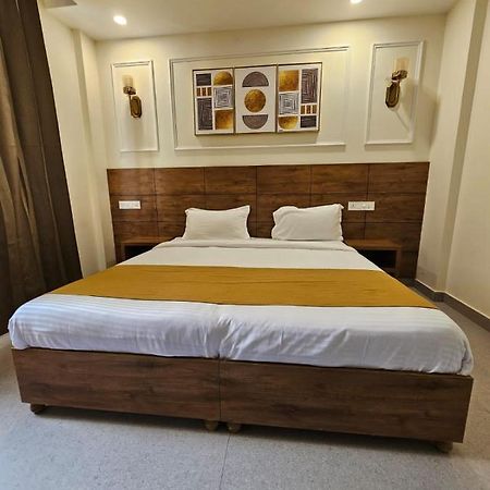 Hotel Nirvana Bliss, Behind Parmarth Niketan Rishīkesh 외부 사진