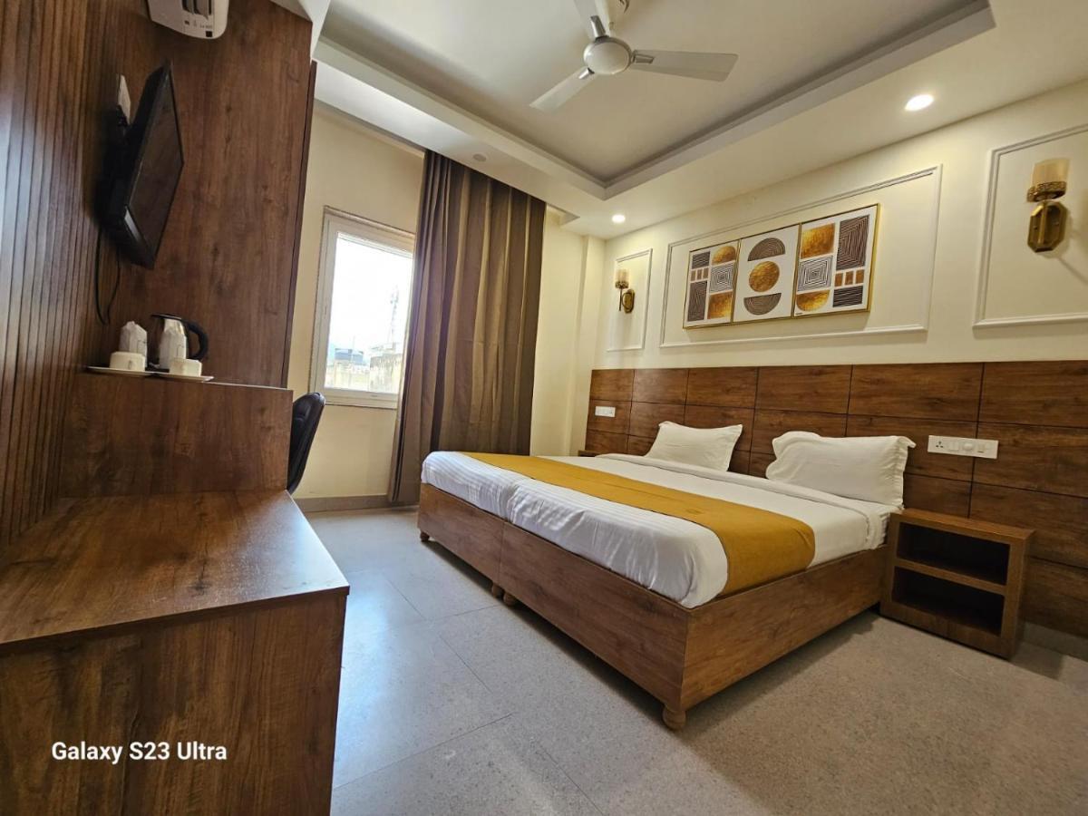 Hotel Nirvana Bliss, Behind Parmarth Niketan Rishīkesh 외부 사진