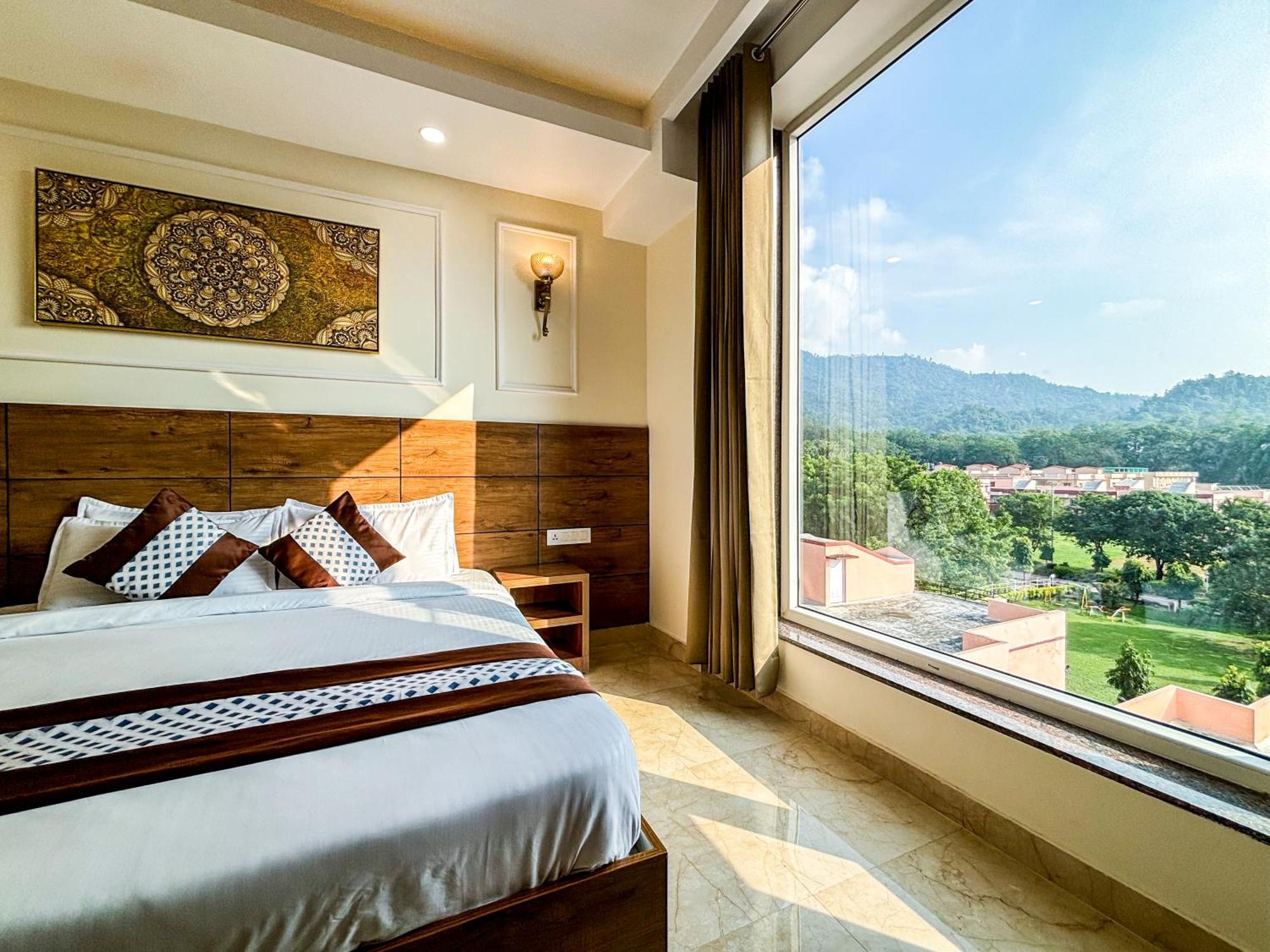 Hotel Nirvana Bliss, Behind Parmarth Niketan Rishīkesh 외부 사진