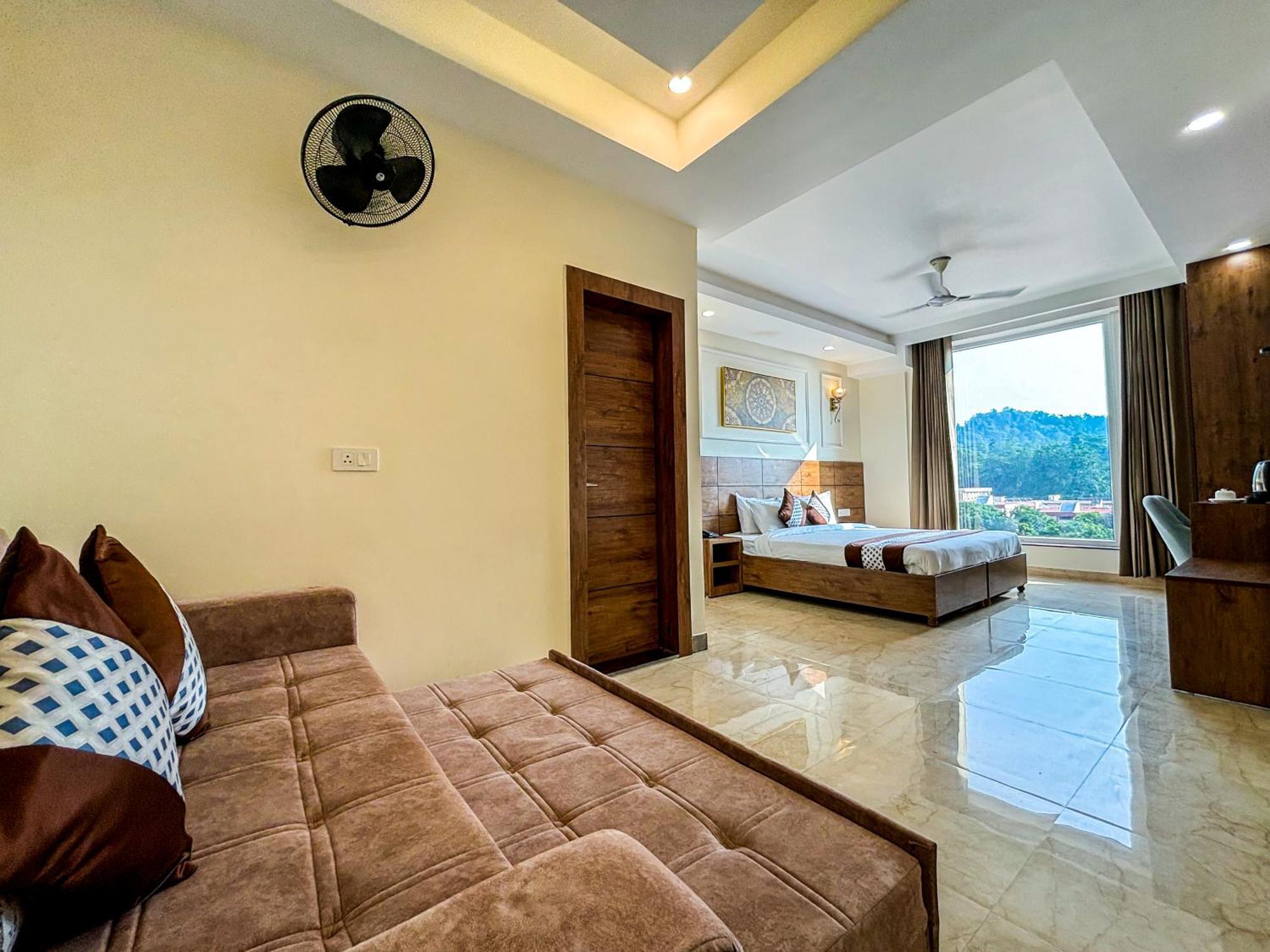 Hotel Nirvana Bliss, Behind Parmarth Niketan Rishīkesh 외부 사진