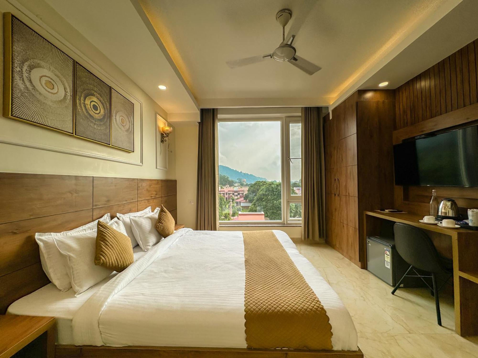 Hotel Nirvana Bliss, Behind Parmarth Niketan Rishīkesh 외부 사진